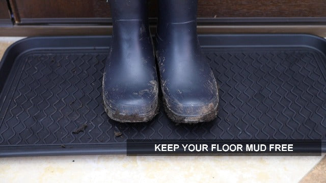 Ottomanson Multipurpose All Season Boot Tray Mat, Reusable Pee Pad For Dogs, 15" x 30"