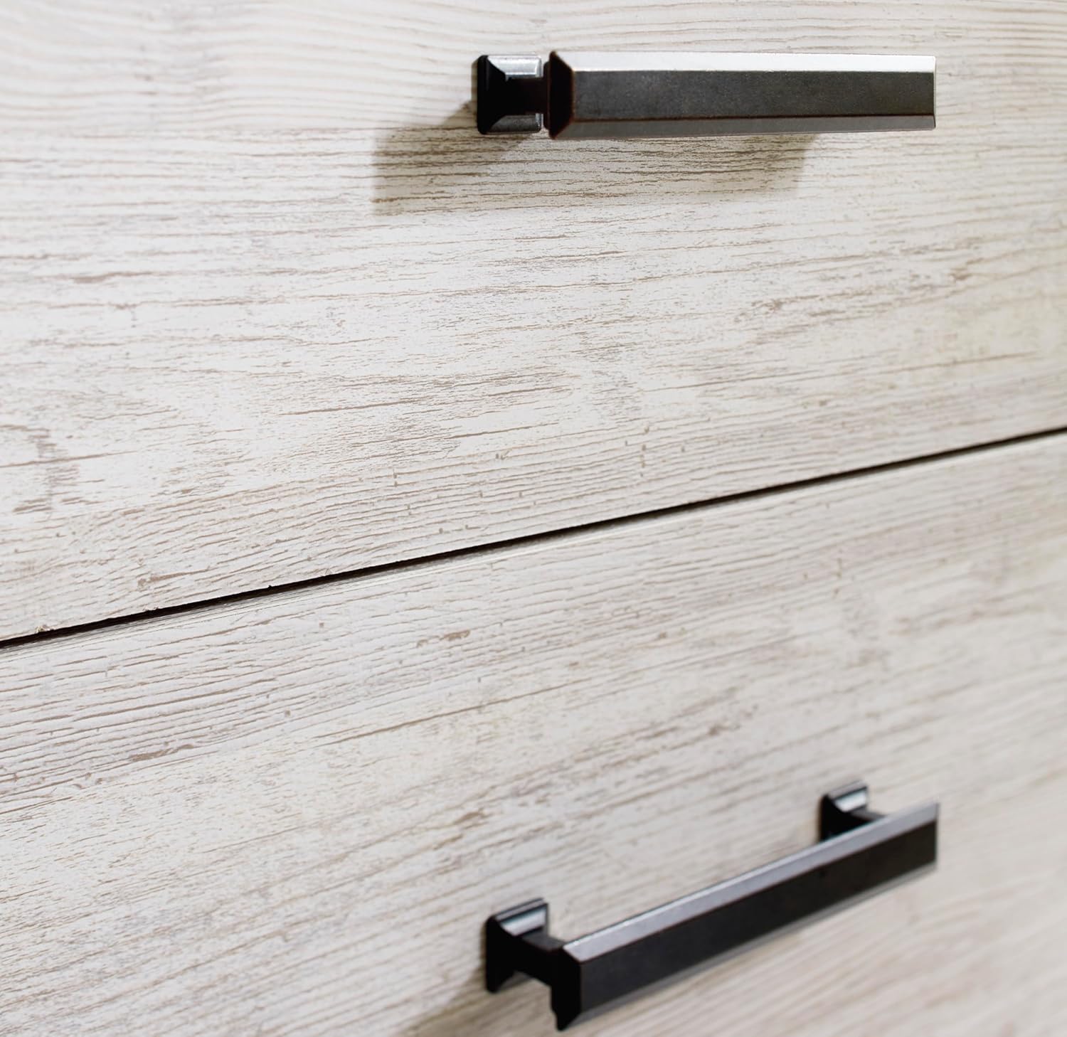 Signature Design by Ashley Shawburn Farmhouse 1 Drawer Night Stand